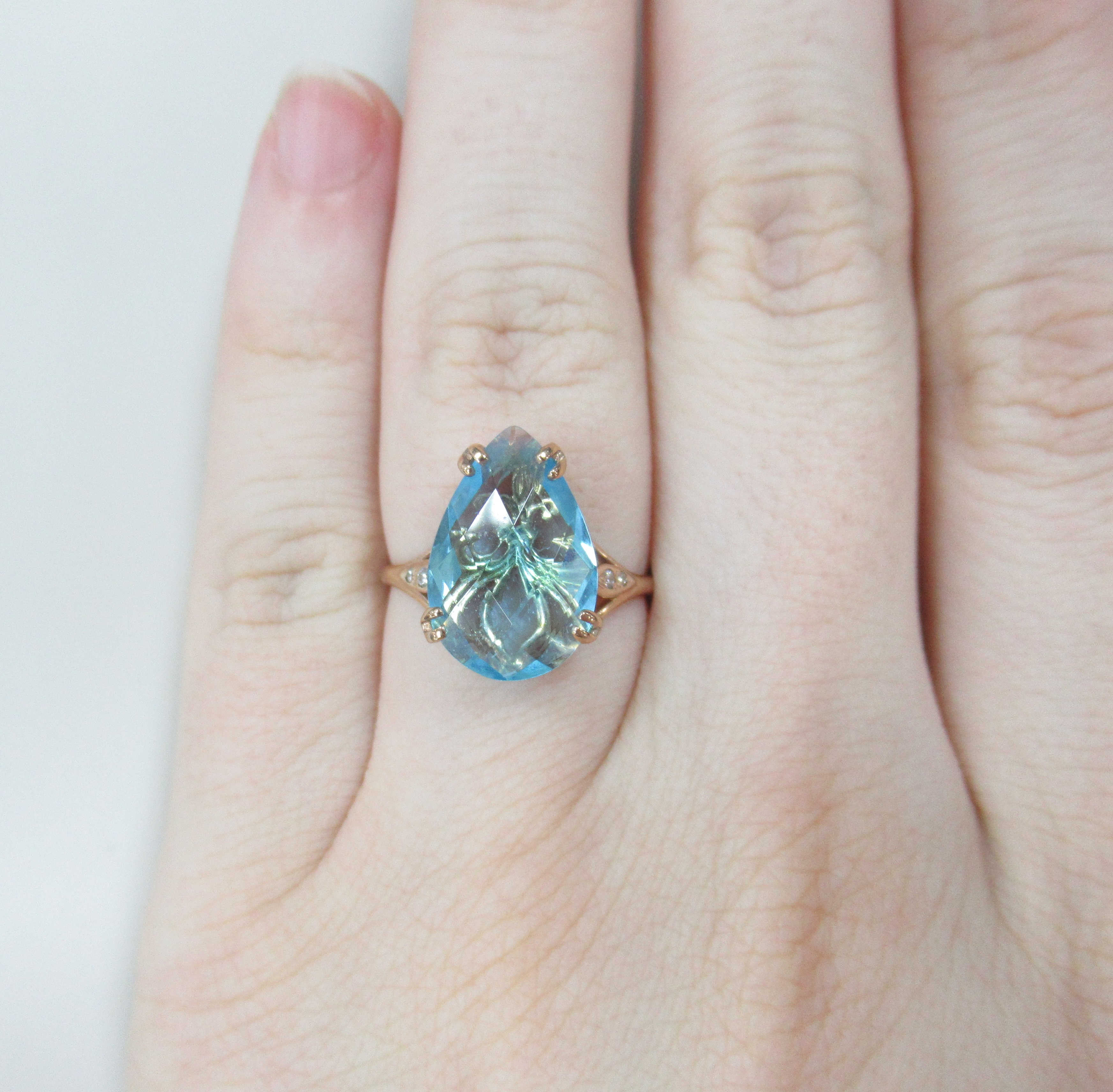 Серебряное кольцо с кварцем